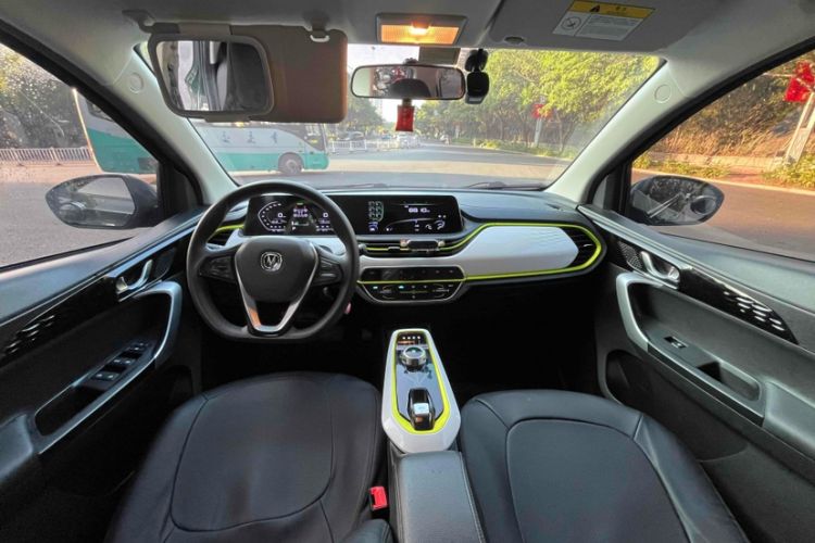 Used CHANGAN OSHAN Benni E-Star 2020 Heart Edition Lithium Iron Phosphate (31.18 kWh) Interior 1