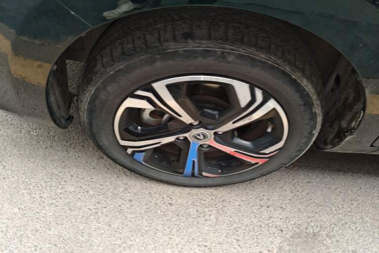 Used CHANGAN OSHAN Benni E-Star 2020 Heart Edition Lithium Iron Phosphate (31.18 kWh) Left Front Wheel Hub