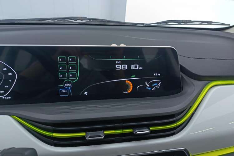 Used CHANGAN OSHAN Benni E-Star 2020 Heartbeat Edition NMC Lithium Audio And AC Panel