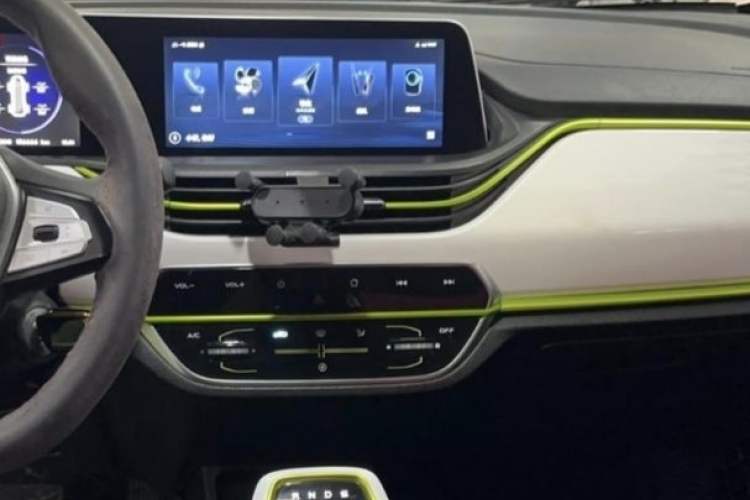 Used CHANGAN OSHAN Benni E-Star 2020 Xinyue Edition Lithium-NMC Audio And AC Panel