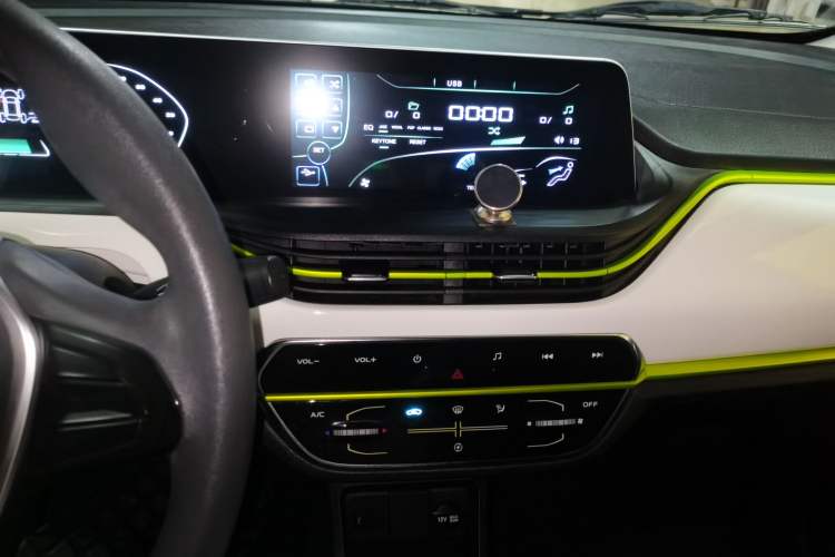 Used CHANGAN OSHAN Benni E-Star 2020 Heartbeat Edition NMC Lithium Audio And AC Panel