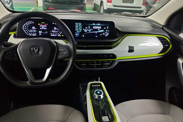 Used CHANGAN OSHAN Benni E-Star 2020 Heart Edition Lithium Iron Phosphate (31.95 kWh) Audio And AC Panel