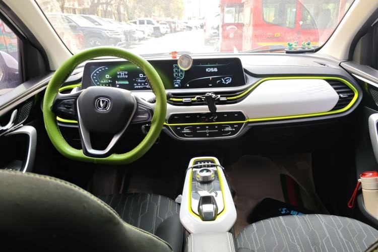 Used CHANGAN OSHAN Benni E-Star 2020 Heartbeat Edition NMC Lithium Center Console