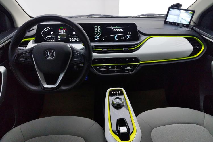 Used CHANGAN OSHAN Benni E-Star 2020 Heart Edition Lithium Iron Phosphate (31.95 kWh) Center Console