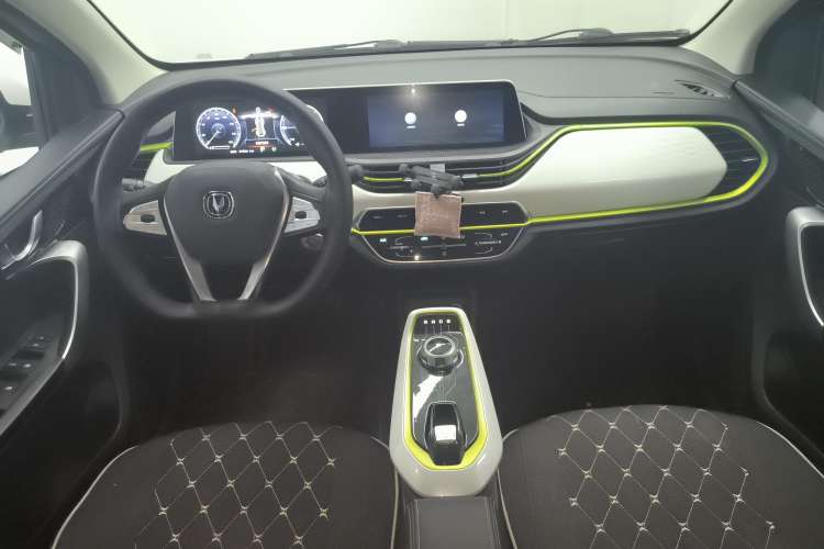 Used CHANGAN OSHAN Benni E-Star 2020 Xinyue Edition Lithium-NMC Center Console