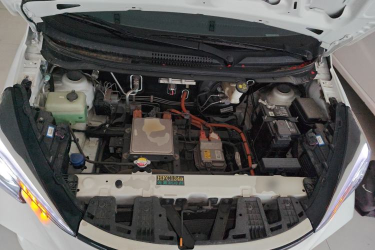 Used CHANGAN OSHAN Benni E-Star 2020 Heart Edition Lithium Iron Phosphate (31.18 kWh) Engine Bay