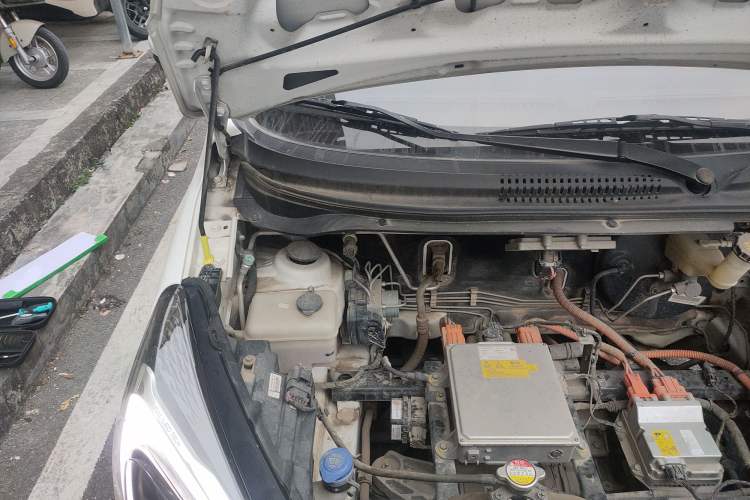 Used CHANGAN OSHAN Benni E-Star 2020 Xinyue Edition Lithium-NMC Engine Bay Right