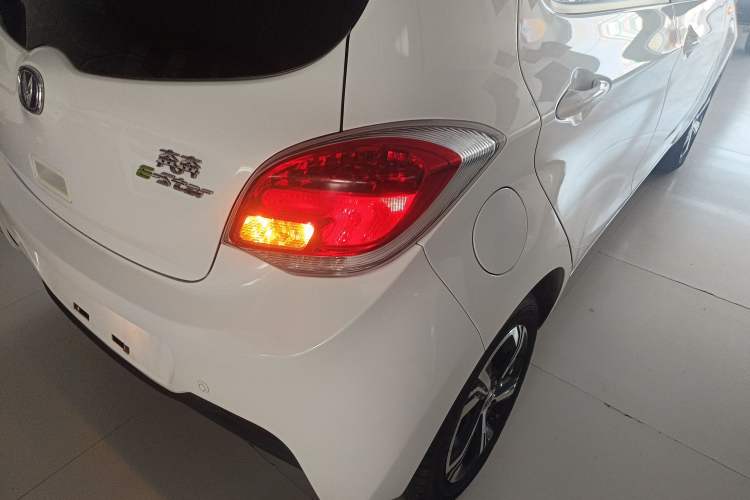 Used CHANGAN OSHAN Benni E-Star 2020 Heartbeat Edition NMC Lithium Exterior 3