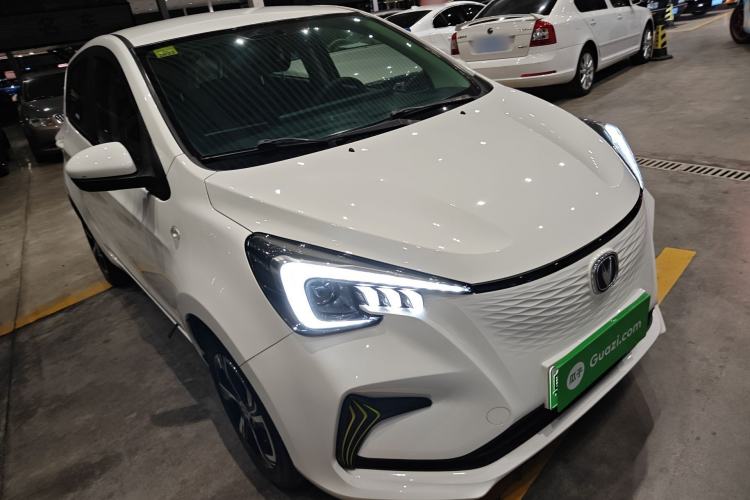 Used CHANGAN OSHAN Benni E-Star 2020 Xinyue Edition Lithium Iron Phosphate (31.95 kWh) Front Right 45 Deg