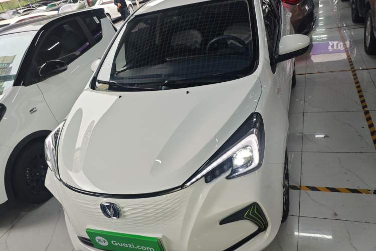 Used CHANGAN OSHAN Benni E-Star 2020 Heart Edition Lithium Iron Phosphate (31.95 kWh) Front