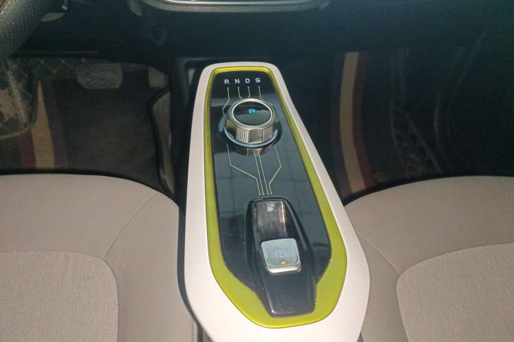 Used CHANGAN OSHAN Benni E-Star 2020 Heartbeat Edition NMC Lithium Gear Lever