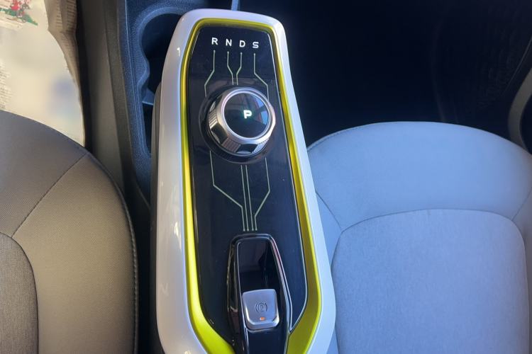 Used CHANGAN OSHAN Benni E-Star 2020 Heart Edition Lithium Iron Phosphate (31.18 kWh) Gear Lever