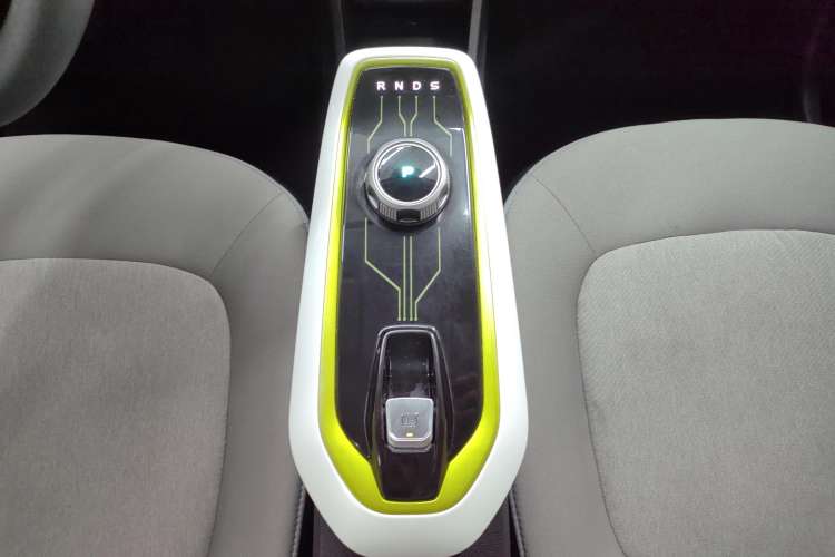 Used CHANGAN OSHAN Benni E-Star 2020 Heartbeat Edition NMC Lithium Gear Lever