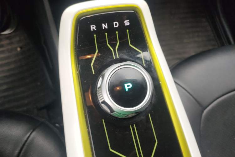 Used CHANGAN OSHAN Benni E-Star 2020 Heartbeat Edition NMC Lithium Gear Lever