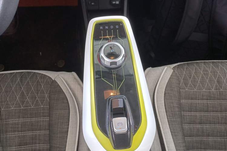 Used CHANGAN OSHAN Benni E-Star 2020 Heartbeat Edition NMC Lithium Gear Lever
