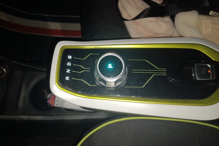 Used CHANGAN OSHAN Benni E-Star 2020 Xinyue Edition Lithium Iron Phosphate (31.18 kWh) Gear Lever