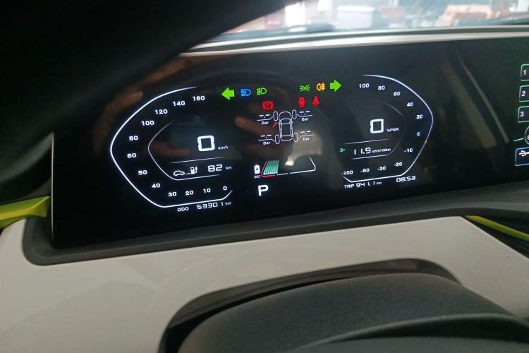 Used CHANGAN OSHAN Benni E-Star 2020 Heartbeat Edition NMC Lithium Instrument Cluster