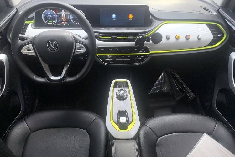 Used CHANGAN OSHAN Benni E-Star 2020 Xinyue Edition Lithium-NMC Interior 2