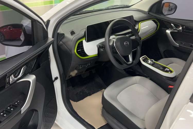 Used CHANGAN OSHAN Benni E-Star 2020 Xinyue Edition Lithium Iron Phosphate (31.95 kWh) Interior 2