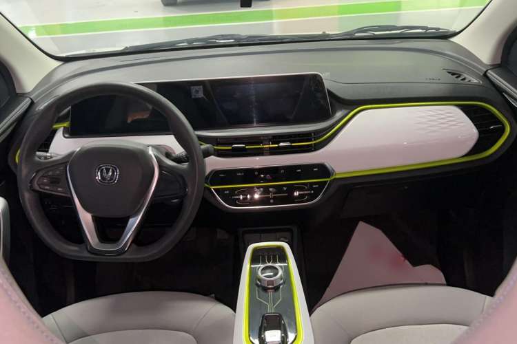 Used CHANGAN OSHAN Benni E-Star 2020 Xinyue Edition Lithium Iron Phosphate (31.95 kWh) Interior 3