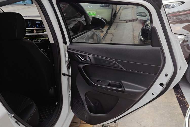Used CHANGAN OSHAN Benni E-Star 2020 Heartbeat Edition NMC Lithium Interior 6