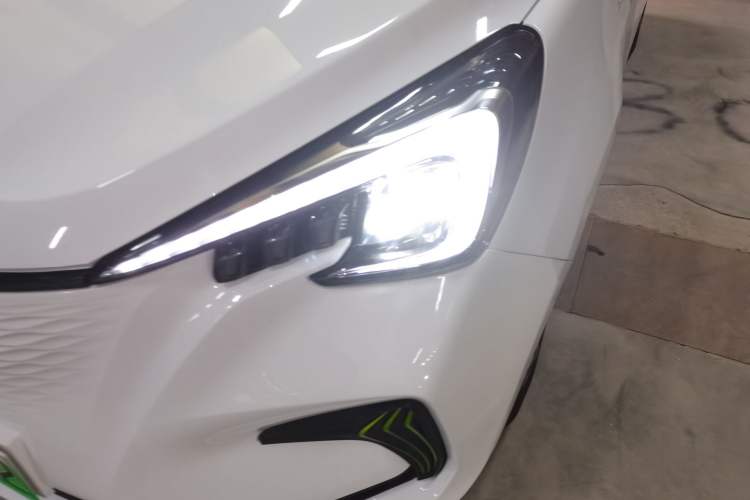 Used CHANGAN OSHAN Benni E-Star 2020 Heartbeat Edition NMC Lithium Left Front Headlight