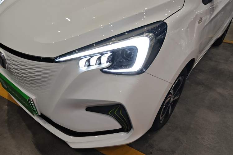 Used CHANGAN OSHAN Benni E-Star 2020 Xinyue Edition Lithium Iron Phosphate (31.95 kWh) Left Front Headlight