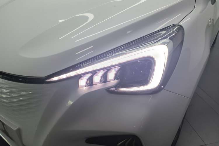 Used CHANGAN OSHAN Benni E-Star 2020 Xinyue Edition Lithium-NMC Left Front Headlight