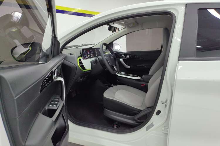 Used CHANGAN OSHAN Benni E-Star 2020 Heartbeat Edition NMC Lithium Left Front Seat