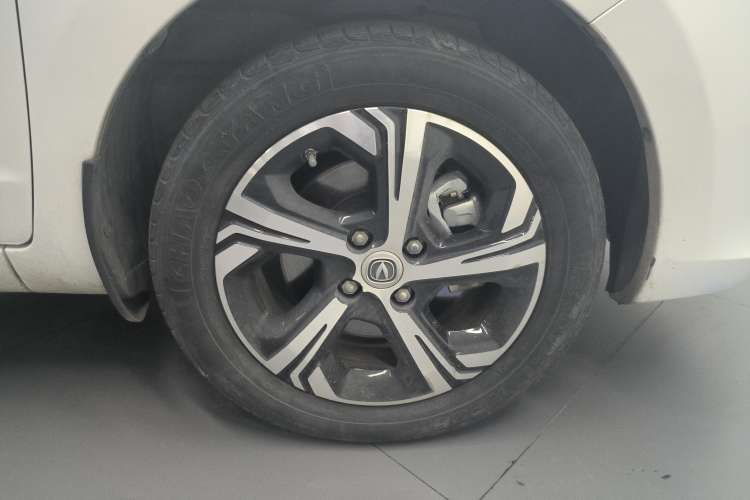 Used CHANGAN OSHAN Benni E-Star 2020 Xinyue Edition Lithium-NMC Left Front Wheel Hub