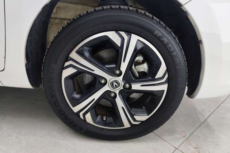 Used CHANGAN OSHAN Benni E-Star 2020 Heart Edition Lithium Iron Phosphate (31.95 kWh) Left Front Wheel Hub