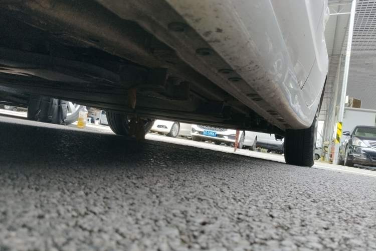 Used CHANGAN OSHAN Benni E-Star 2020 Heartbeat Edition NMC Lithium Left Side Sill