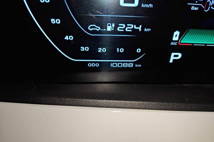 Used CHANGAN OSHAN Benni E-Star 2020 Heartbeat Edition NMC Lithium Odometer Close Up