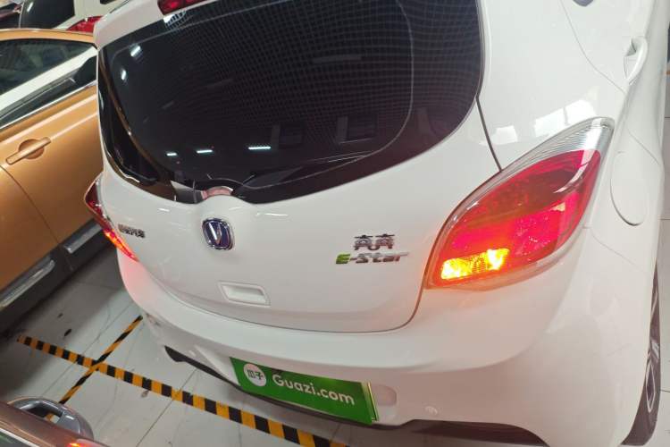 Used CHANGAN OSHAN Benni E-Star 2020 Heart Edition Lithium Iron Phosphate (31.95 kWh) Rear
