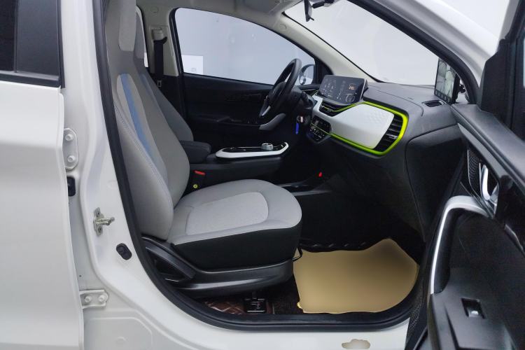 Used CHANGAN OSHAN Benni E-Star 2020 Heart Edition Lithium Iron Phosphate (31.95 kWh) Right Front Seat