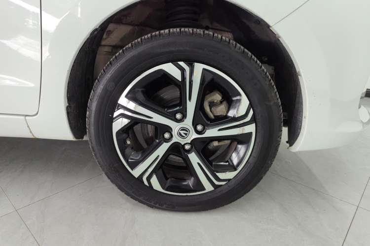 Used CHANGAN OSHAN Benni E-Star 2020 Heartbeat Edition NMC Lithium Right Front Wheel Hub