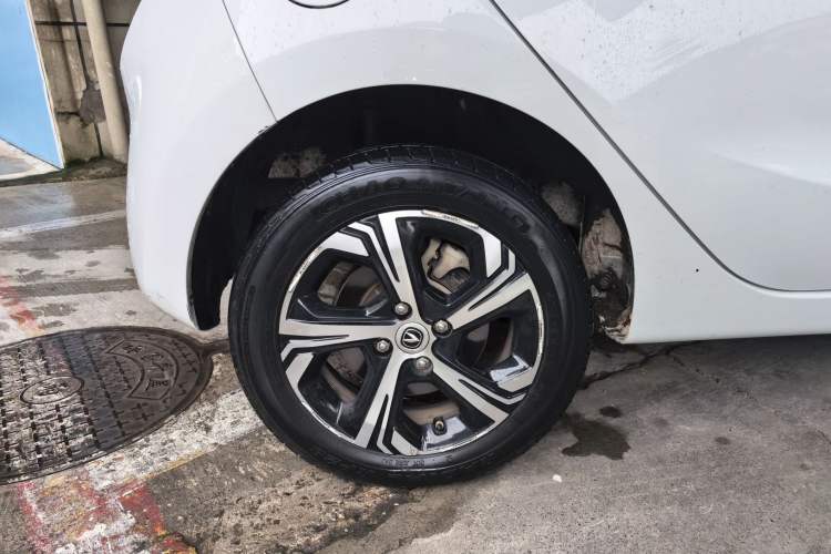 Used CHANGAN OSHAN Benni E-Star 2020 Heart Edition Lithium Iron Phosphate (31.95 kWh) Right Rear Wheel Hub