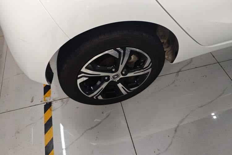 Used CHANGAN OSHAN Benni E-Star 2020 Heart Edition Lithium Iron Phosphate (31.95 kWh) Right Rear Wheel Hub