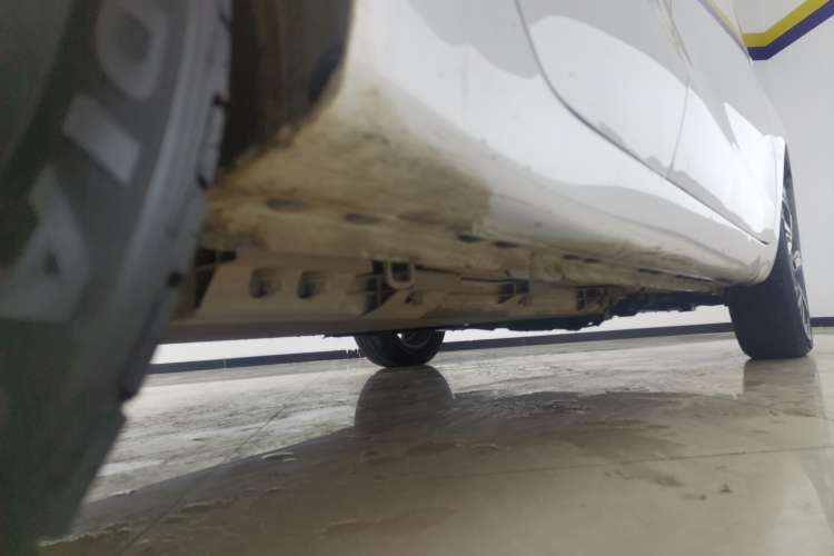 Used CHANGAN OSHAN Benni E-Star 2020 Heart Edition Lithium Iron Phosphate (31.95 kWh) Right Side Sill