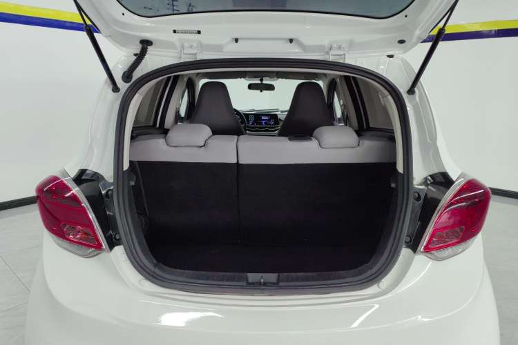 Used CHANGAN OSHAN Benni E-Star 2020 Heartbeat Edition NMC Lithium Trunk