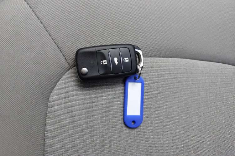 Used CHANGAN OSHAN Benni E-Star 2020 Heart Edition Lithium Iron Phosphate (31.95 kWh) Vehicle Key