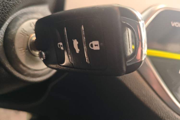 Used CHANGAN OSHAN Benni E-Star 2020 Heartbeat Edition NMC Lithium Vehicle Key