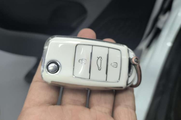 Used CHANGAN OSHAN Benni E-Star 2020 Xinyue Edition Lithium-NMC Vehicle Key