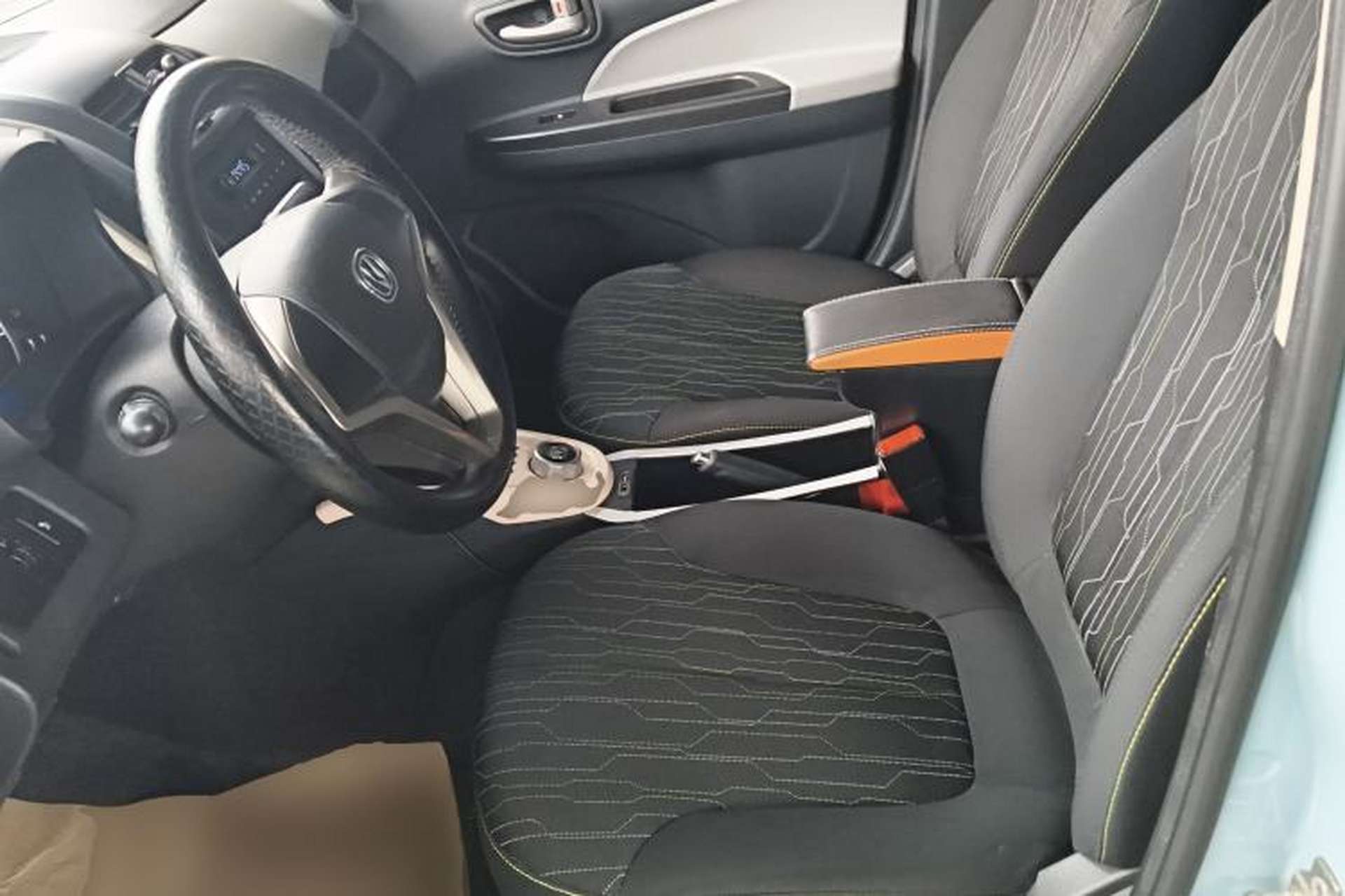 Used CHANGAN OSHAN Benni E-Star 2021 National Edition Xin Yue Version (Fast-Charging Edition) Lithium Iron Phosphate (31.95 kWh) Left Front Seat