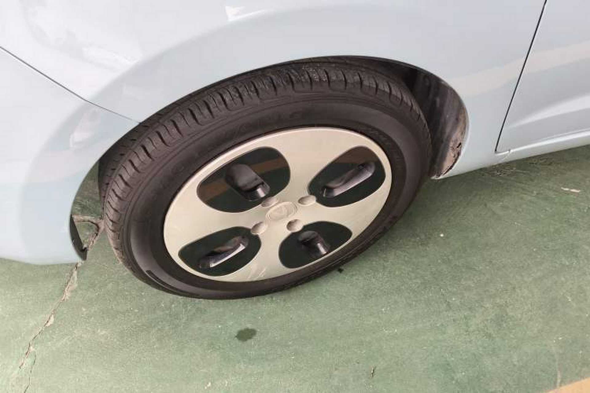 Used CHANGAN OSHAN Benni E-Star 2021 National Edition Xin Yue Version (Fast-Charging Edition) Lithium Iron Phosphate (31.95 kWh) Left Front Wheel Hub