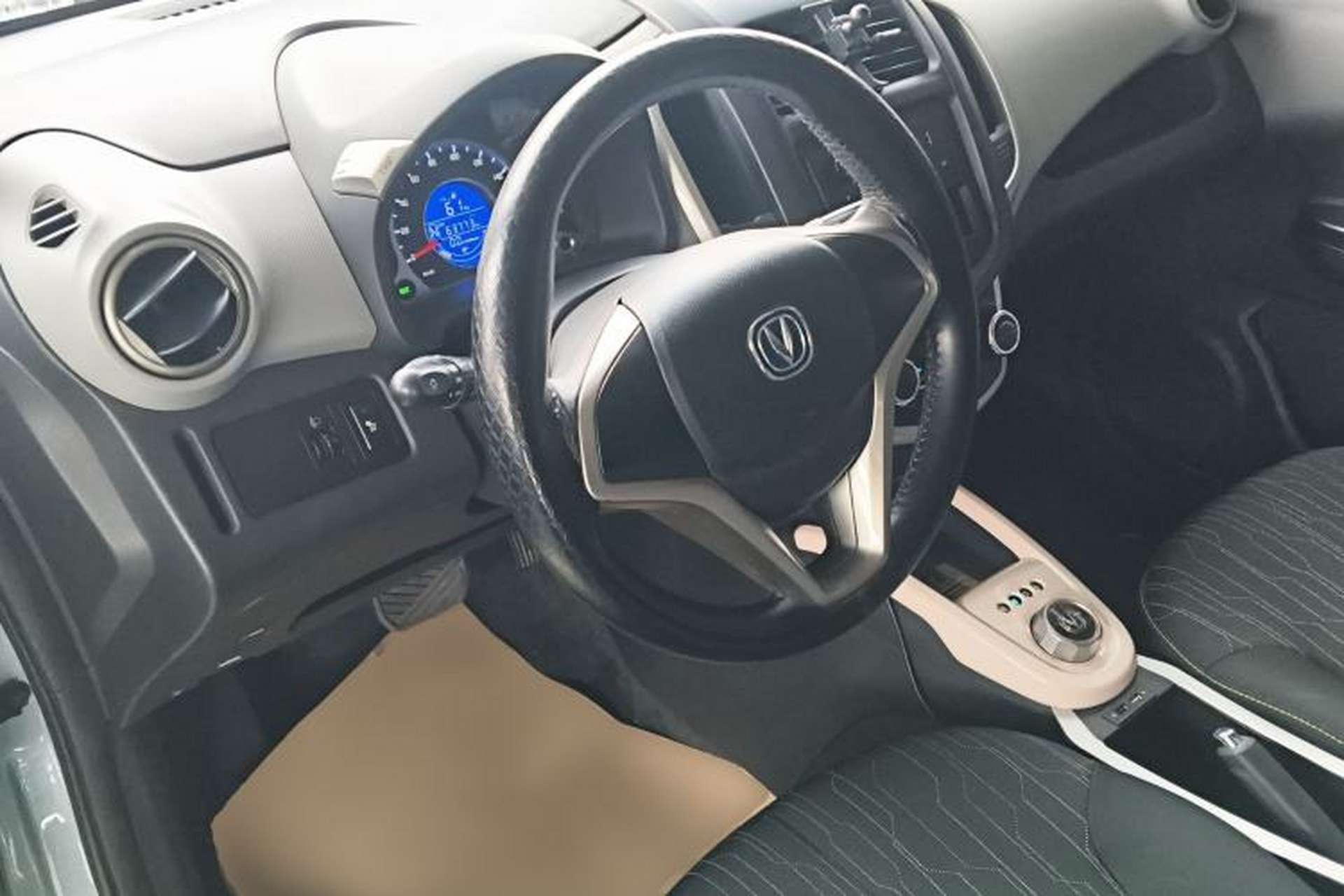 Used CHANGAN OSHAN Benni E-Star 2021 National Edition Xin Yue Version (Fast-Charging Edition) Lithium Iron Phosphate (31.95 kWh) Steering Wheel