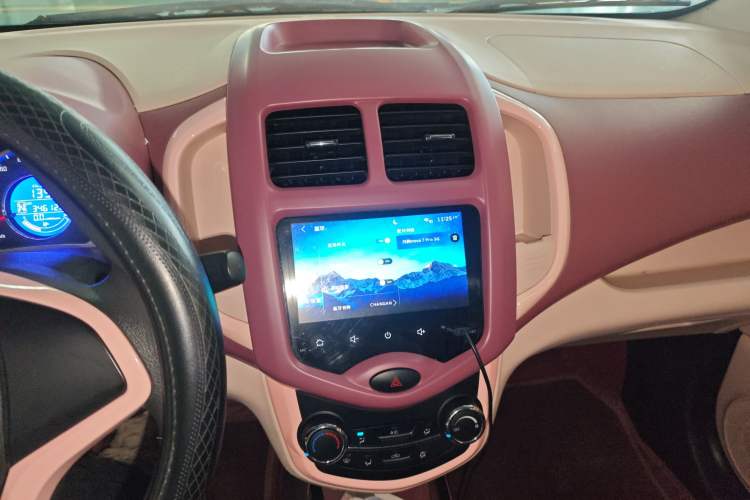 Used CHANGAN OSHAN Benni E-Star 2021 National Edition XinYi Edition Lithium Iron Phosphate (31.86 kWh) Audio And AC Panel