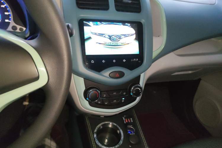 Used CHANGAN OSHAN Benni E-Star 2021 National Edition Colorful Version Lithium Iron Phosphate (31.86 kWh) Audio And AC Panel