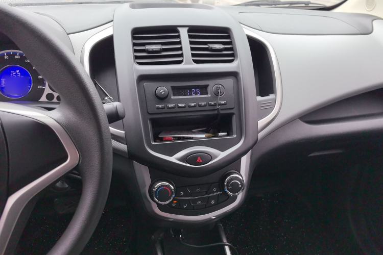 Used CHANGAN OSHAN Benni E-Star 2021 National Edition Xin Yue Version Lithium Iron Phosphate (31.86 kWh) Audio And AC Panel