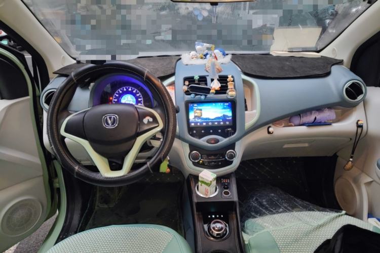 Used CHANGAN OSHAN Benni E-Star 2021 National Edition Colorful Version Lithium Iron Phosphate (31.86 kWh) Center Console